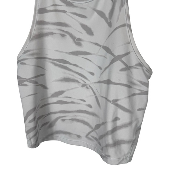 Athleta Shanti Printed Crop Tank, Bright White Zebra, Size S - Picture 6 of 9